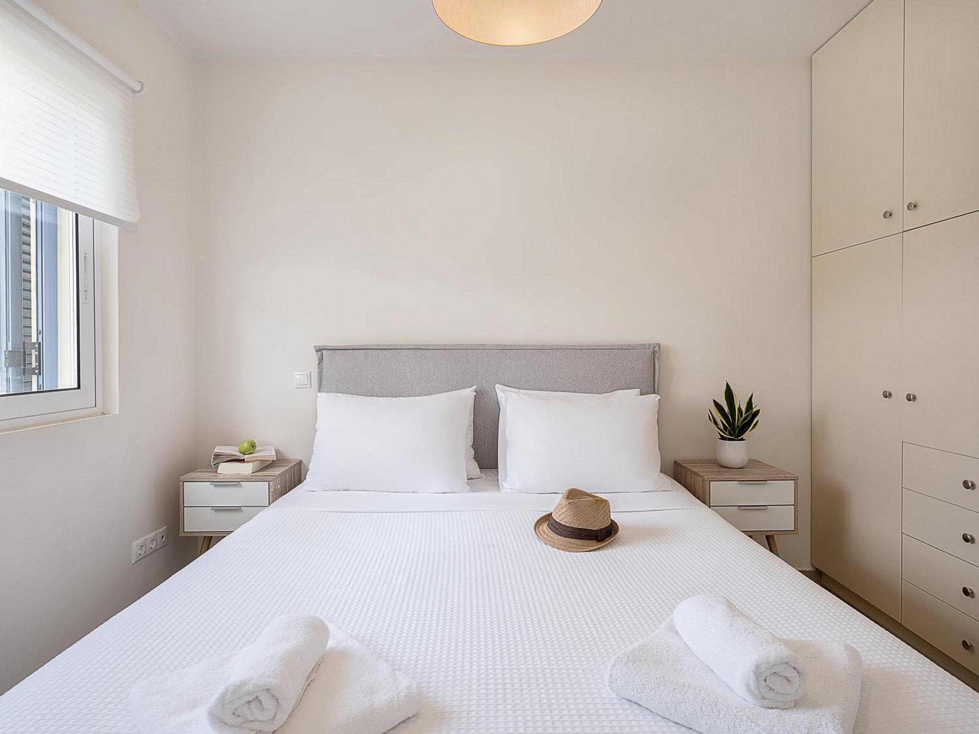 Resitour - Aphrodite Beachfront Pirgos Psilonerou 외부 사진