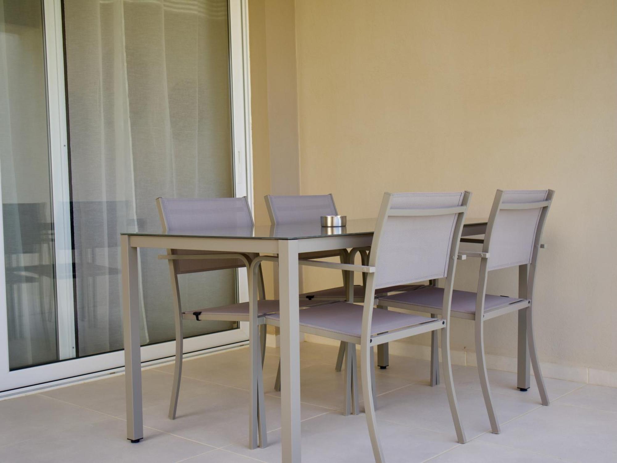 Resitour - Aphrodite Beachfront Pirgos Psilonerou 객실 사진