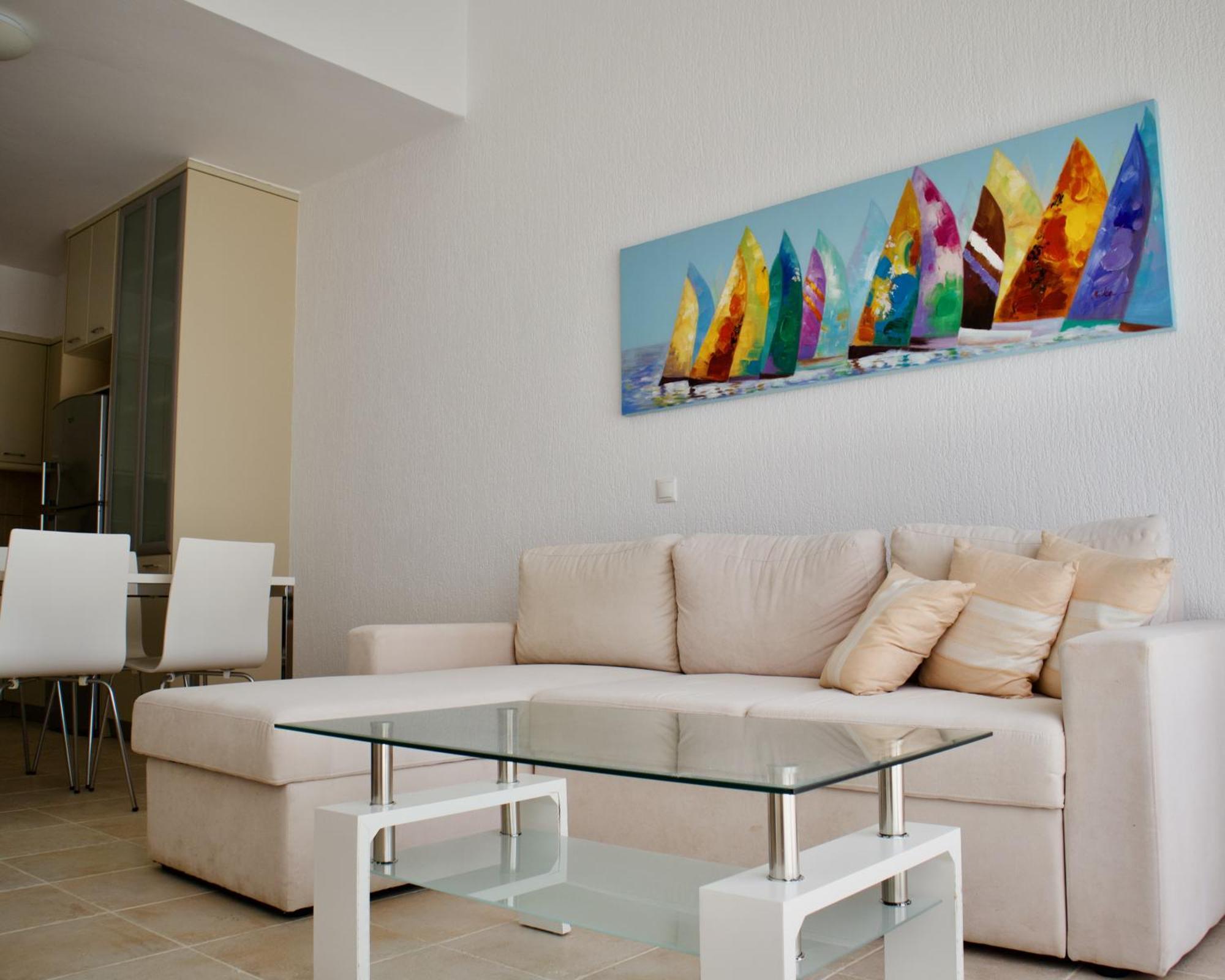 Resitour - Aphrodite Beachfront Pirgos Psilonerou 객실 사진